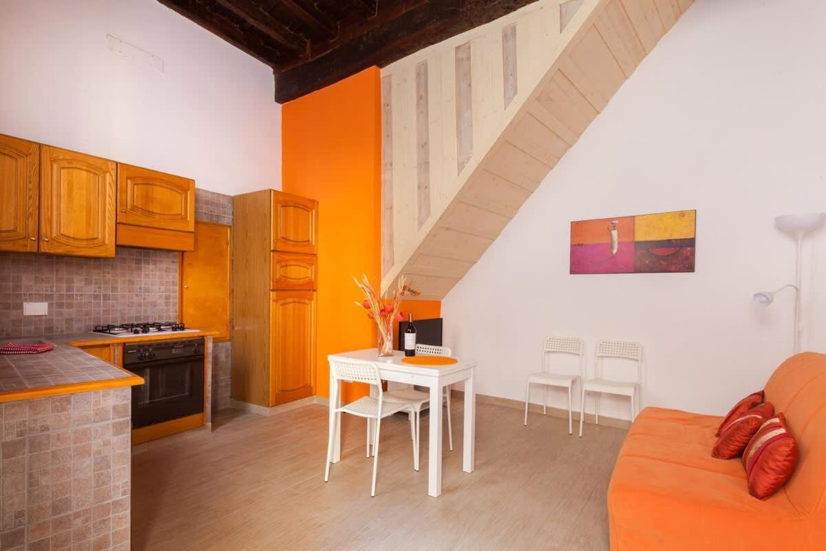 Boccanera A Trastevere Holiday Apartment โรม ภายนอก รูปภาพ