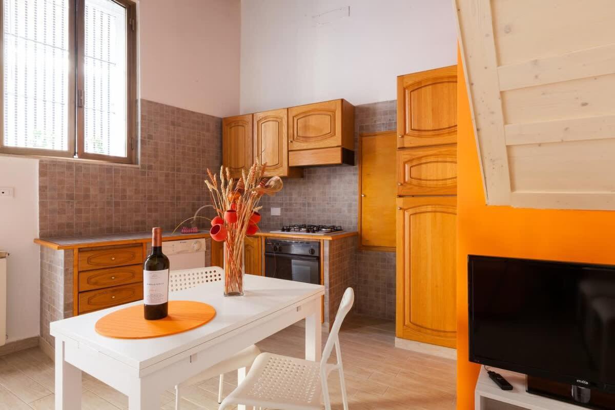 Boccanera A Trastevere Holiday Apartment โรม ภายนอก รูปภาพ