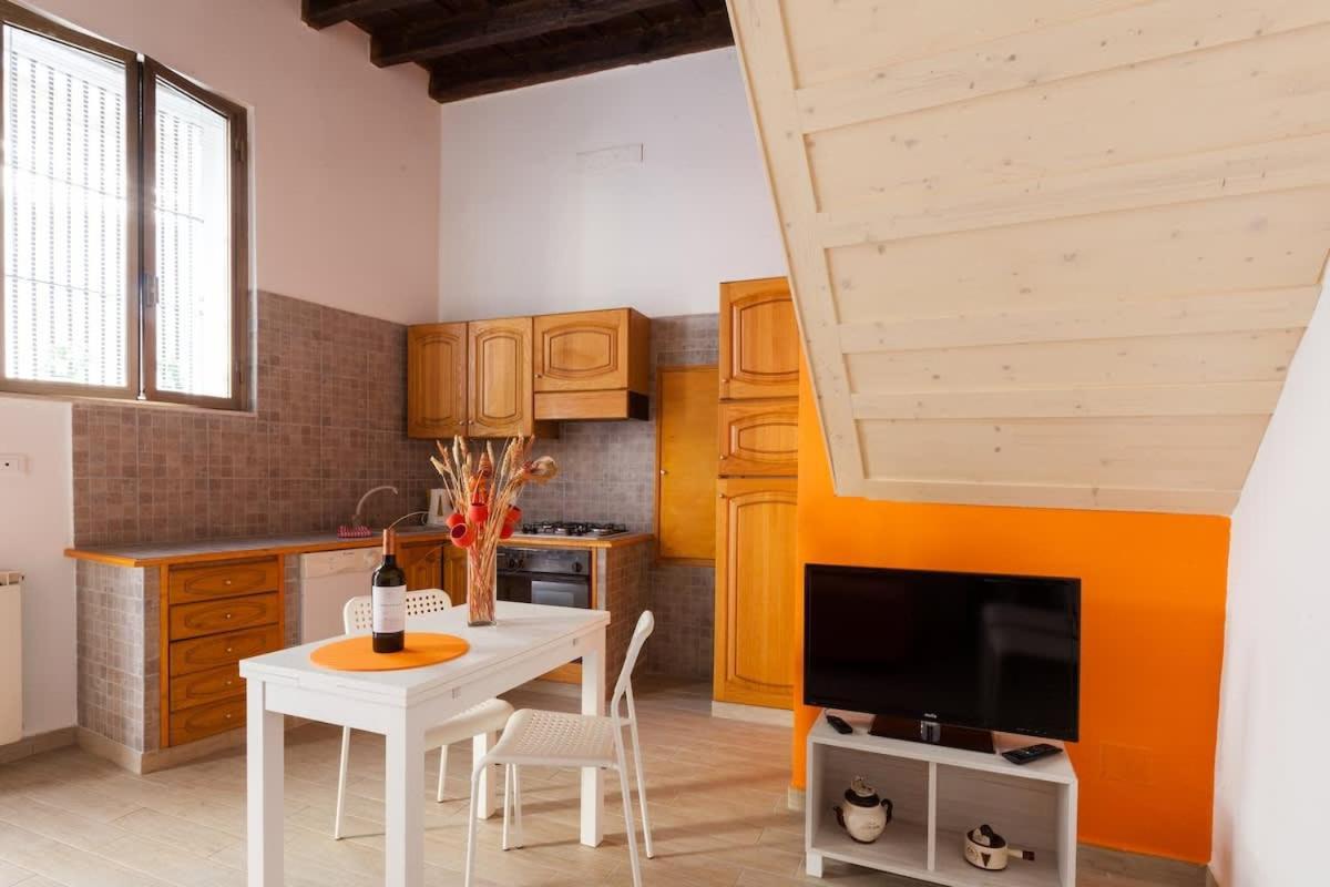 Boccanera A Trastevere Holiday Apartment โรม ภายนอก รูปภาพ